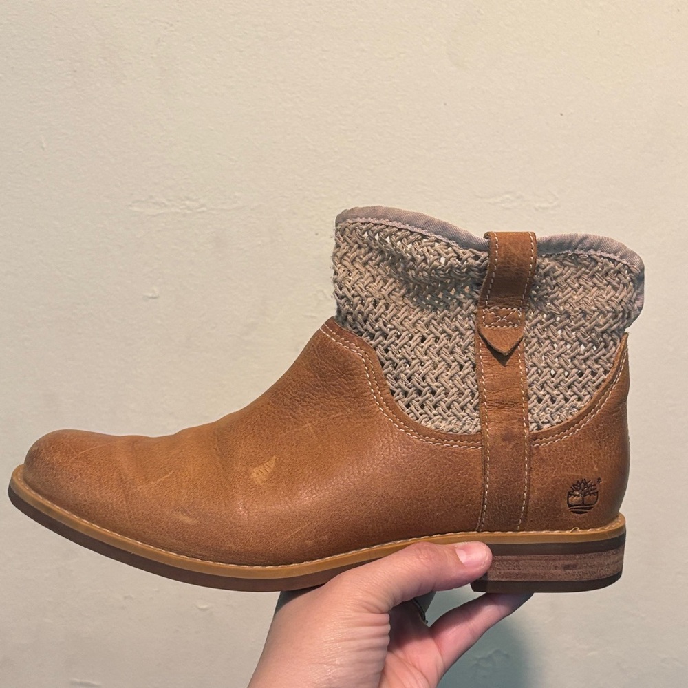 Timberland Women's Tan Leather Ankle Boots with Knit Cuff - Picture 8 of 9